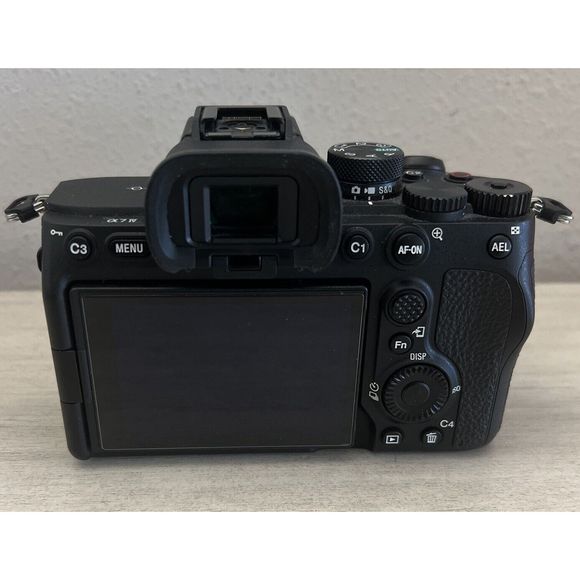 Sony a7 IV 33 MP Mirrorless Camera Body Only Box & Accessories See Description - Picture 5 of 15
